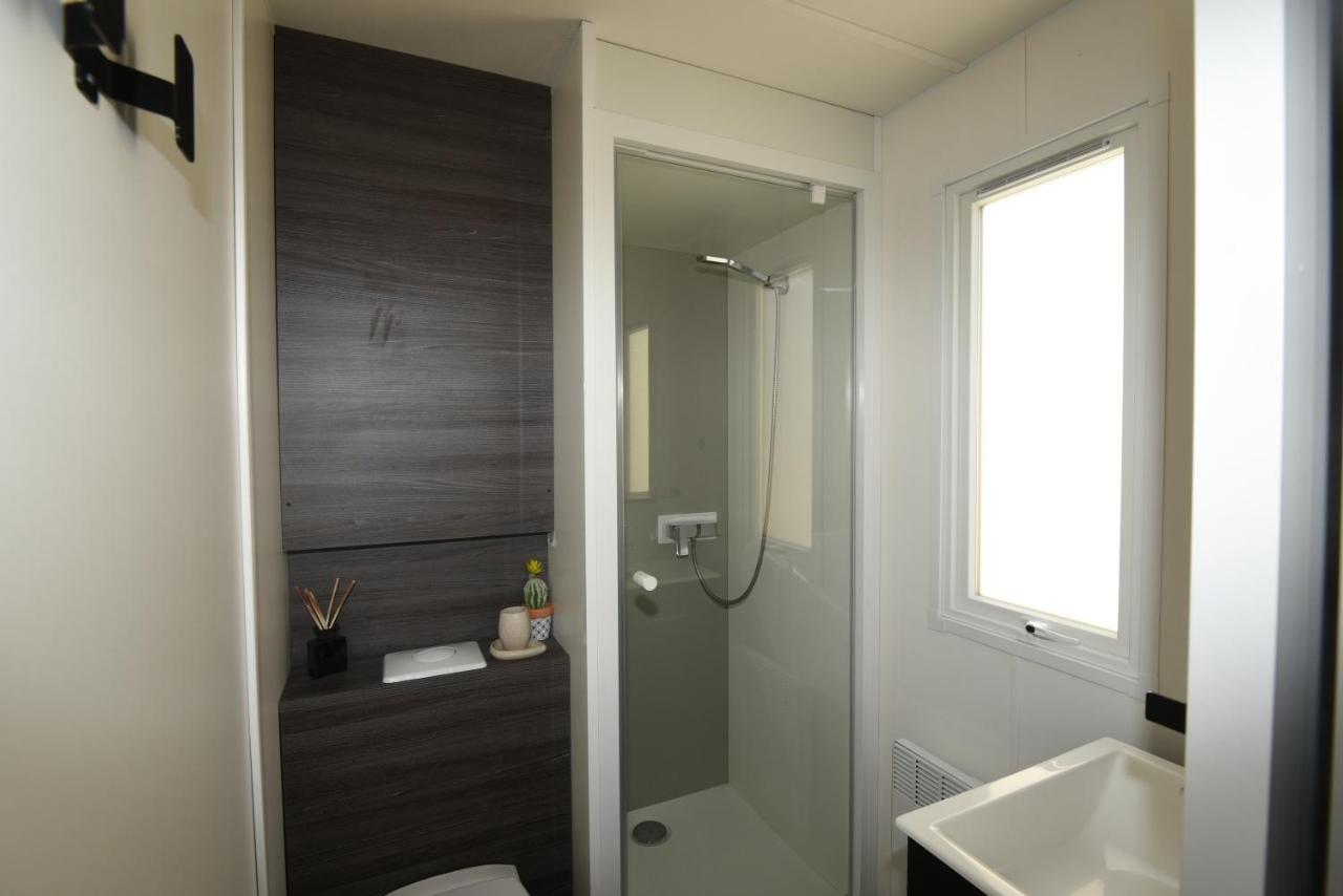 Mobil Home Vue Sur Mer - Racine 03 Saint-Raphael  Ngoại thất bức ảnh
