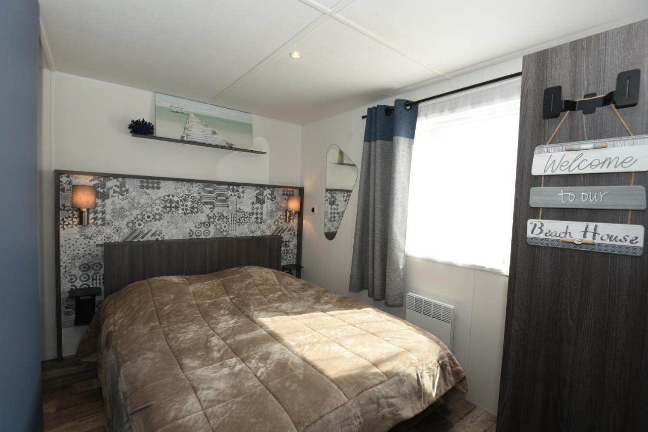 Mobil Home Vue Sur Mer - Racine 03 Saint-Raphael  Ngoại thất bức ảnh