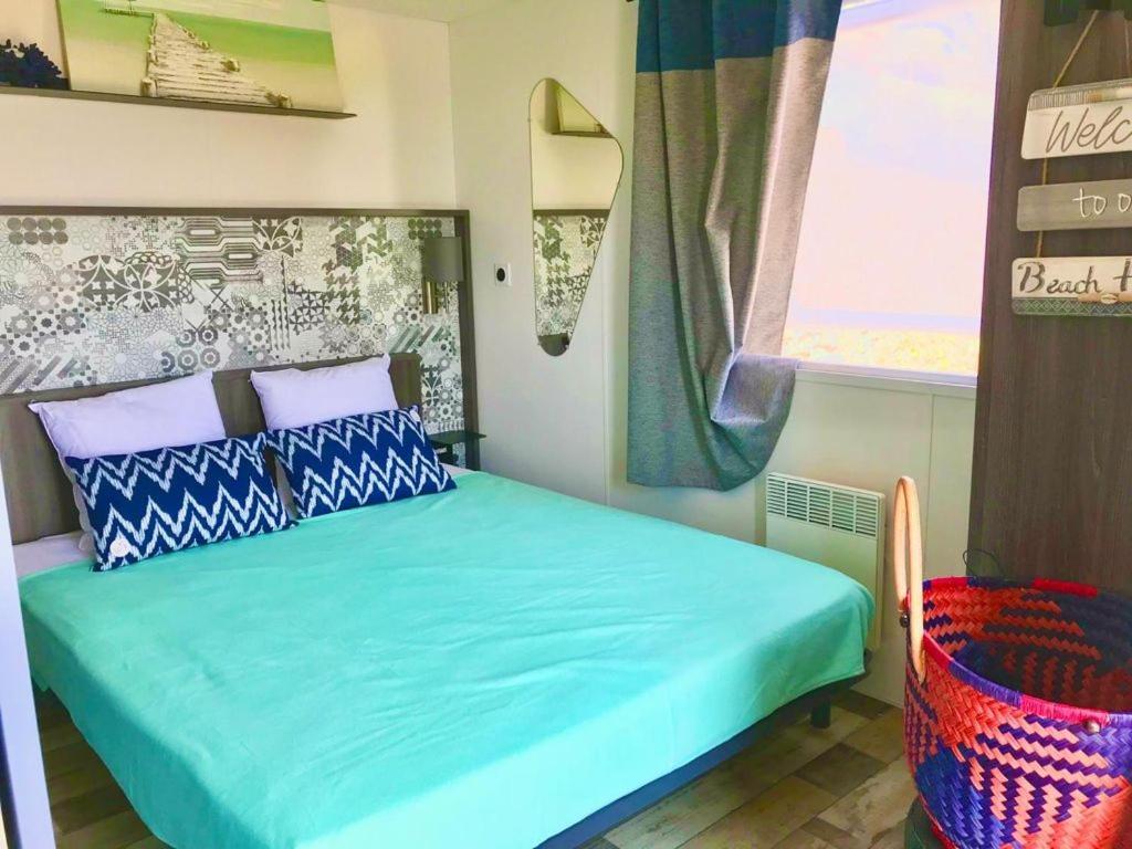 Mobil Home Vue Sur Mer - Racine 03 Saint-Raphael  Ngoại thất bức ảnh
