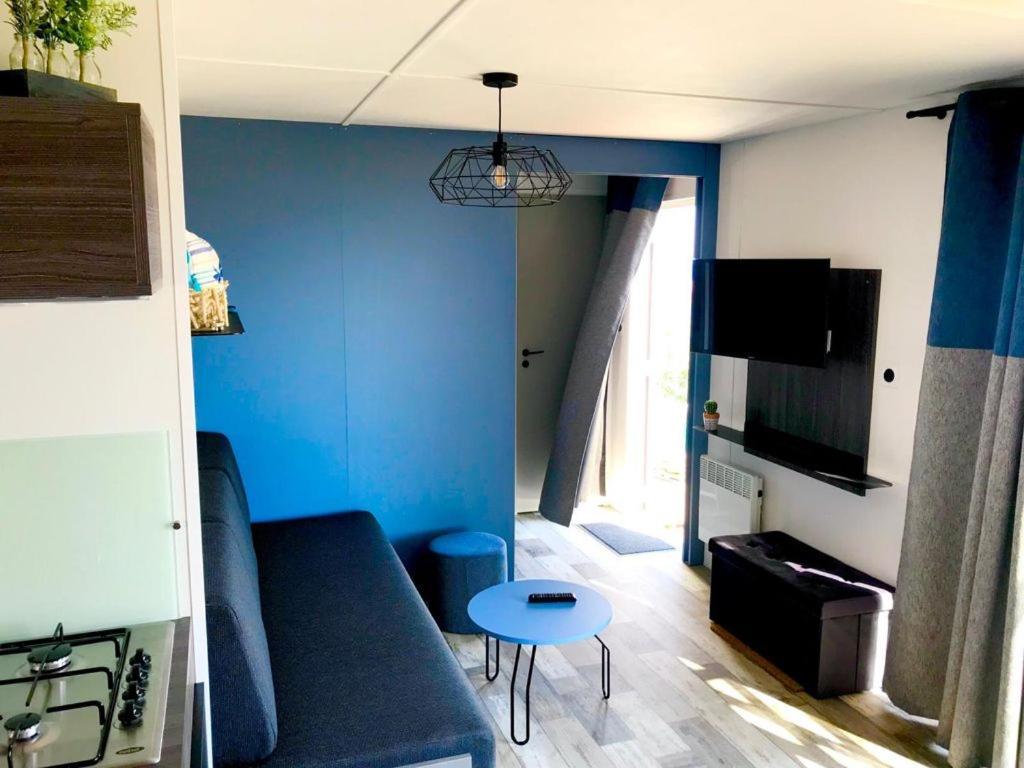 Mobil Home Vue Sur Mer - Racine 03 Saint-Raphael  Ngoại thất bức ảnh